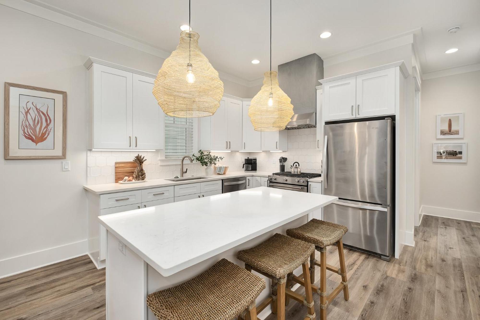 Shellabrate Good Times A Brand New Home For 2024 Only 3 Blocks To The Beach With Community Pool 산타로사 비치 외부 사진