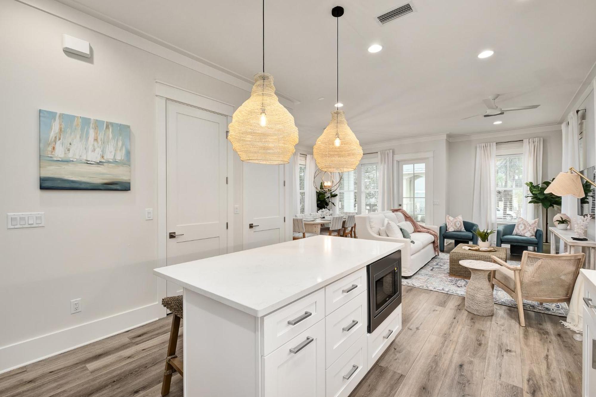 Shellabrate Good Times A Brand New Home For 2024 Only 3 Blocks To The Beach With Community Pool 산타로사 비치 외부 사진
