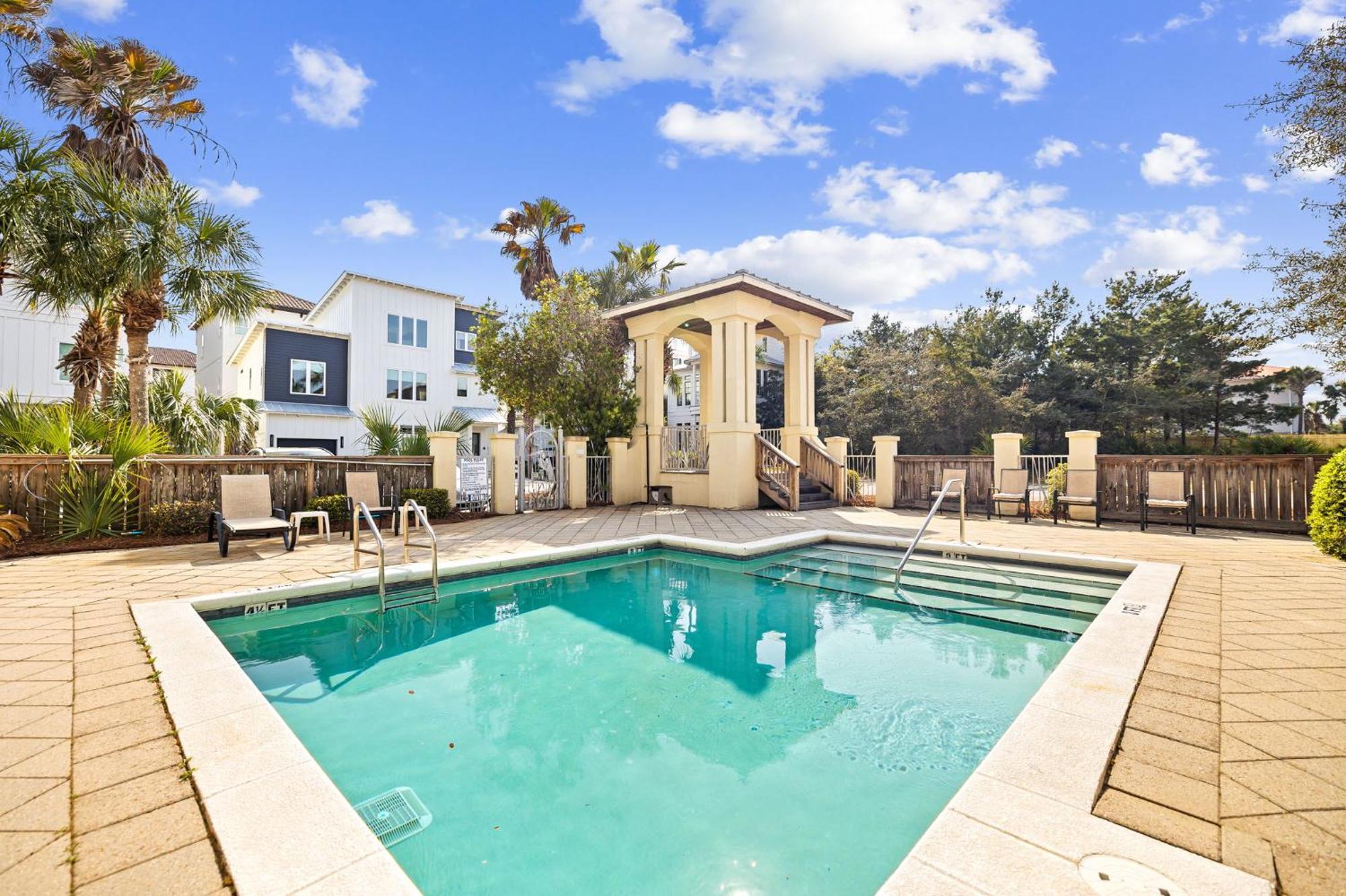 Shellabrate Good Times A Brand New Home For 2024 Only 3 Blocks To The Beach With Community Pool 산타로사 비치 외부 사진